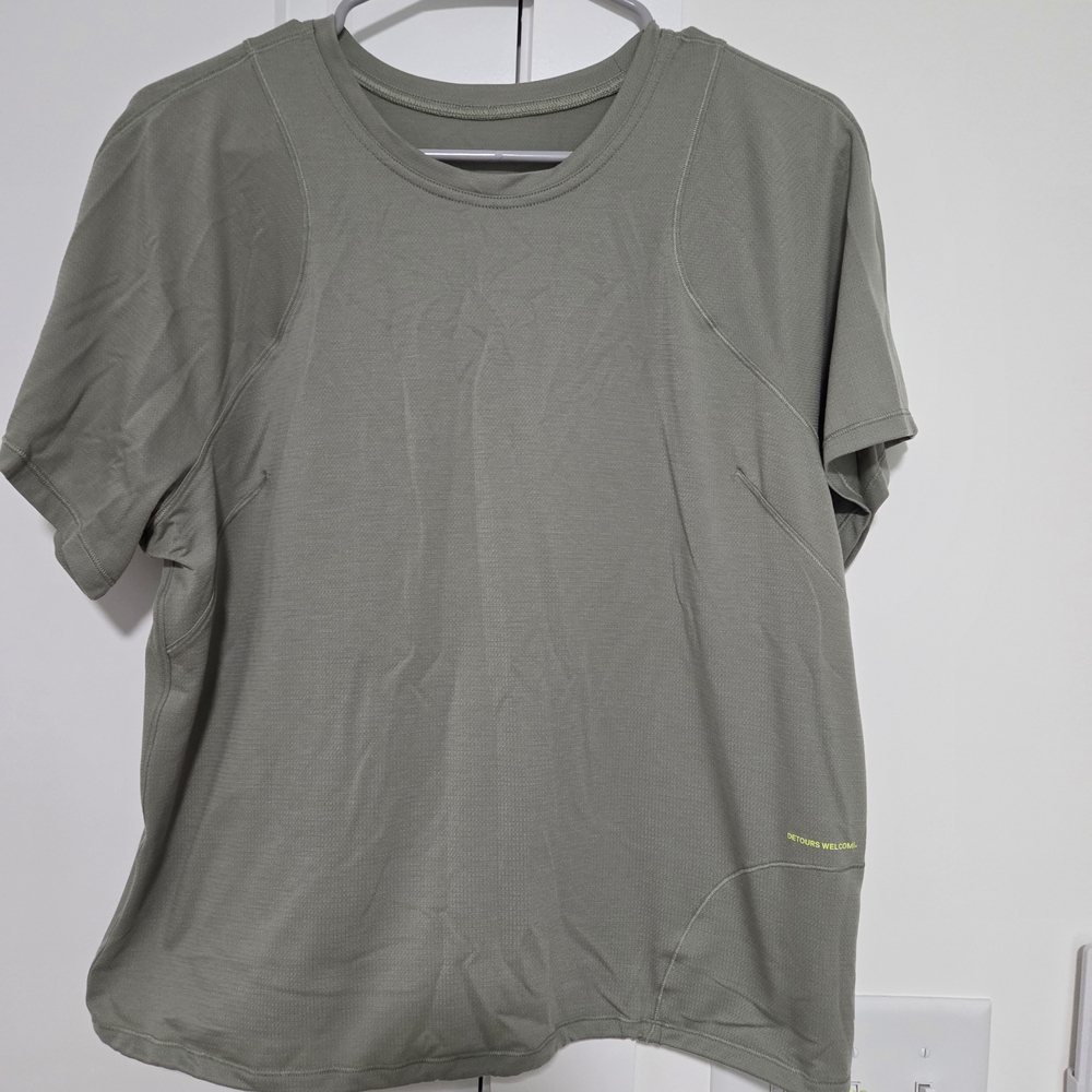 lululemon Olive Short Sleeve Athletic Tee